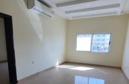 Apartment - 2 Bedrooms - 2 Bathrooms for rent in Hidd - Muharraq Governorate