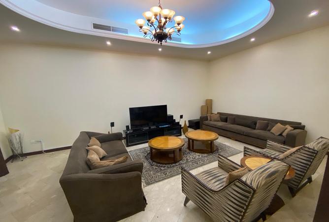 955580 - Property Image 2