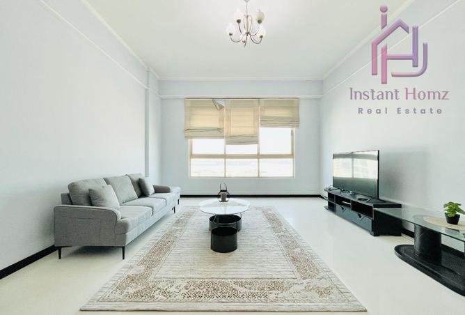 952455 - Property Image 2