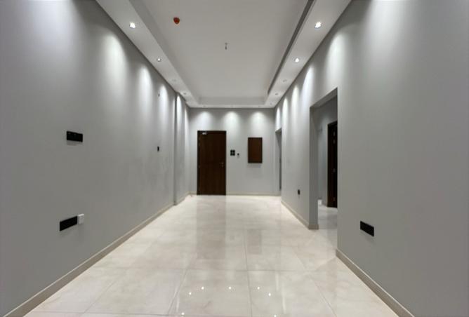 970191 - Property Image 3