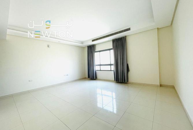 982996 - Property Image 2