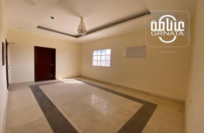 Apartment - 2 Bedrooms - 2 Bathrooms for rent in Jidhafs - Northern Governorate