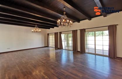 Villa - 3 Bedrooms - 4 Bathrooms for rent in Janabiya - Northern Governorate