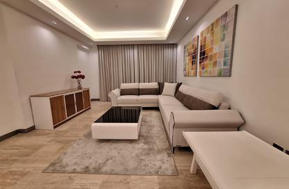 Apartment - 2 Bedrooms - 3 Bathrooms for rent in Dilmunia Island - Muharraq Governorate
