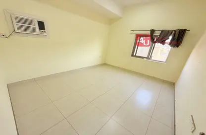 Apartment - 2 Bedrooms - 1 Bathroom for rent in Segaya - Manama - Capital Governorate