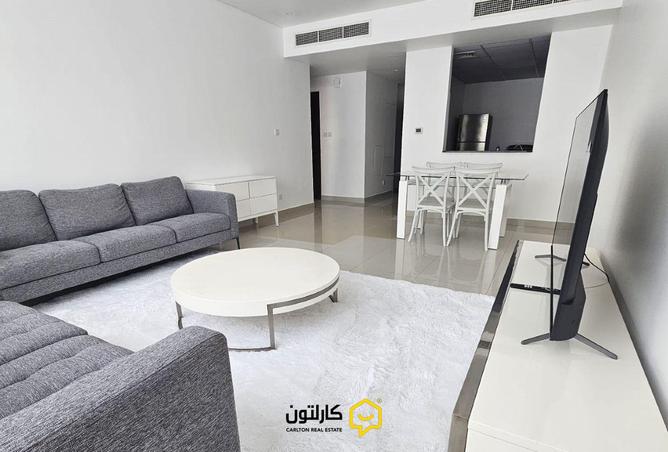 985725 - Property Image 2