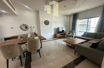 Apartment - 2 Bedrooms - 3 Bathrooms for rent in Al Juffair - Capital Governorate