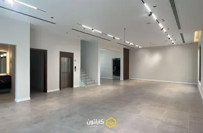 Villa - 4 Bedrooms - 7 Bathrooms for rent in Janabiya - Northern Governorate Villa - 4 Bedrooms - 7 Bathrooms for rent in Janabiya - Northern Governorate