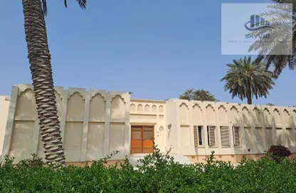 Outdoor House image for: Villa - 3 Bedrooms - 3 Bathrooms for rent in Saar - Northern Governorate, Image 1
