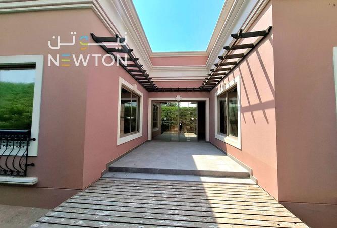 960442 - Property Image 3