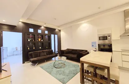 Apartment - 1 Bedroom - 1 Bathroom for rent in Al Juffair - Capital Governorate