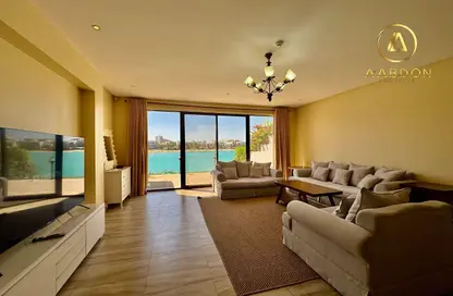 Villa - 3 Bedrooms - 5 Bathrooms for rent in Amwaj Avenue - Amwaj Islands - Muharraq Governorate