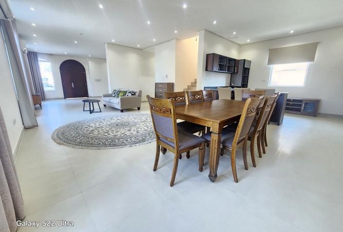 979532 - Property Image 3