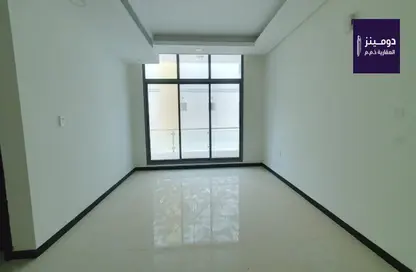 Empty Room image for: Apartment - 2 Bedrooms - 2 Bathrooms for sale in Hamad Town - Northern Governorate, Image 1