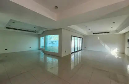 Villa - 5 Bedrooms - 6 Bathrooms for rent in Saar - Northern Governorate