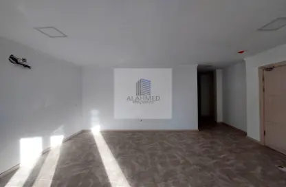 Empty Room image for: Apartment - 4 Bedrooms - 5 Bathrooms for rent in Hidd - Muharraq Governorate, Image 1