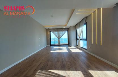 Apartment - 3 Bedrooms - 3 Bathrooms for rent in Hidd - Muharraq Governorate