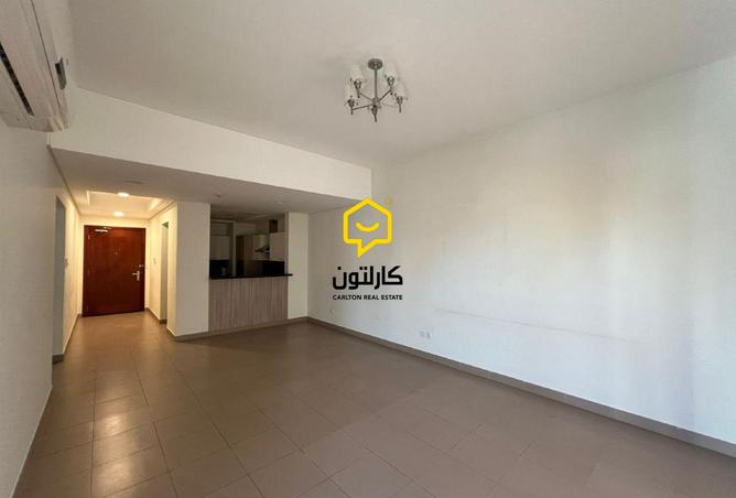 967853 - Property Main Image