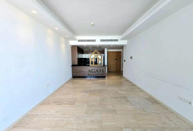 967792 - Property Image 2