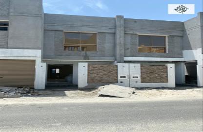 Villa - 4 Bedrooms - 6 Bathrooms for sale in Busaiteen - Muharraq Governorate