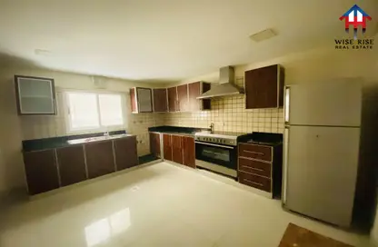 صورة لـ مطبخ شقة - 2 غرف نوم - 2 حمامات للايجار في السلمانية - المنامة - محافظة العاصمة ، صورة رقم 1
