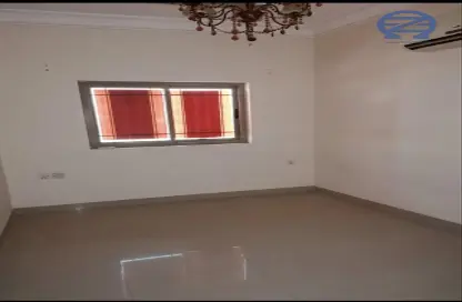 Empty Room image for: Apartment - 2 Bedrooms - 1 Bathroom for rent in Um Al Hasam - Manama - Capital Governorate, Image 1