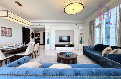 Apartment - 2 Bedrooms - 2 Bathrooms for rent in Al Juffair - Capital Governorate
