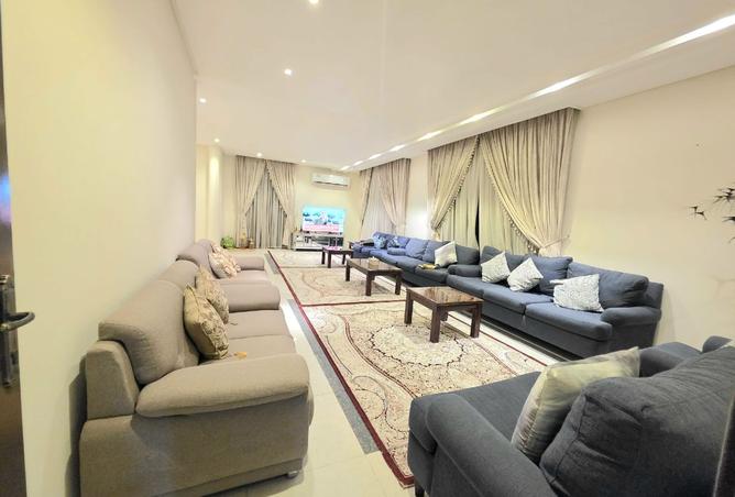 956285 - Property Main Image