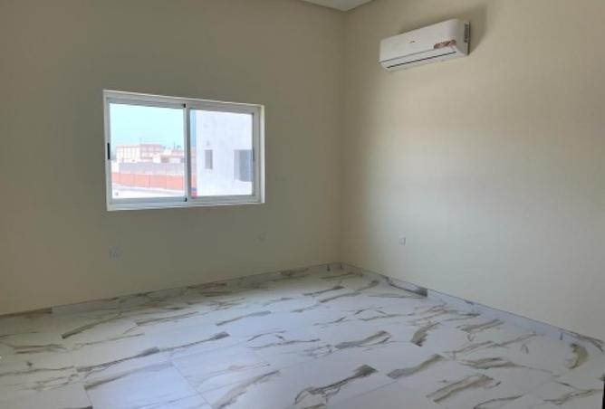 950381 - Property Image 3