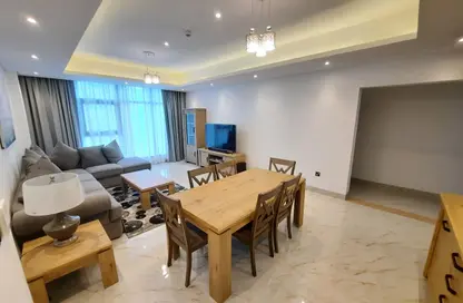 Apartment - 3 Bedrooms - 4 Bathrooms for rent in Al Juffair - Capital Governorate