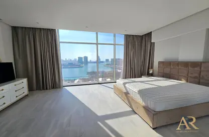 Apartment - 4 Bedrooms - 6 Bathrooms for rent in Reef Island - Capital Governorate