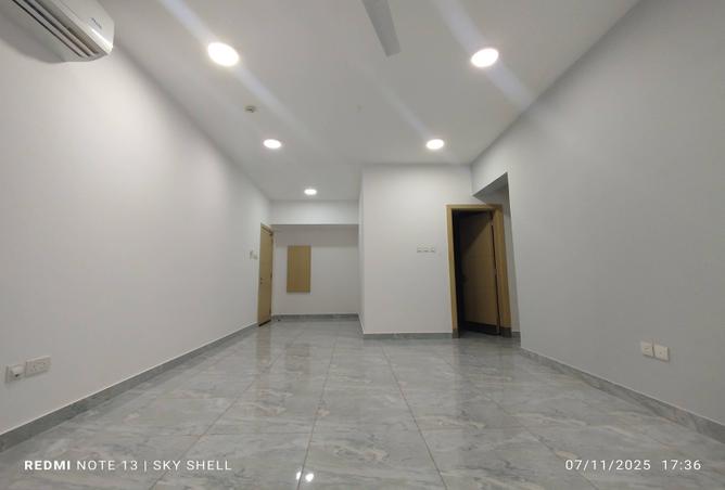 985472 - Property Image 2