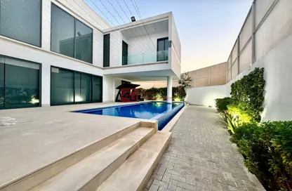 Villa - 5 Bedrooms - 7+ Bathrooms for rent in Zinj - Manama - Capital Governorate