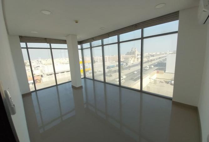 990086 - Property Main Image