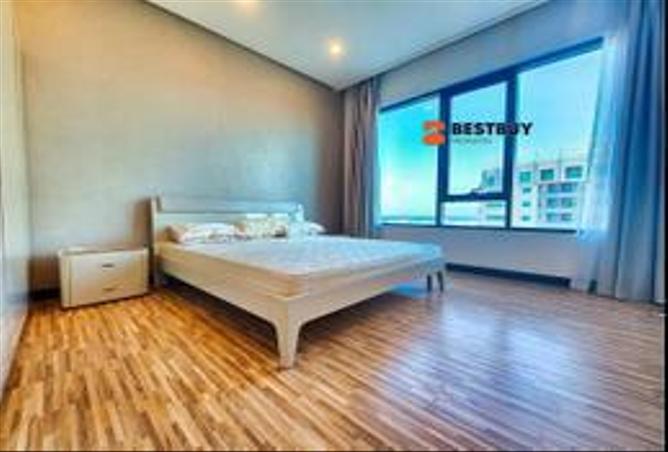 956947 - Property Image 3