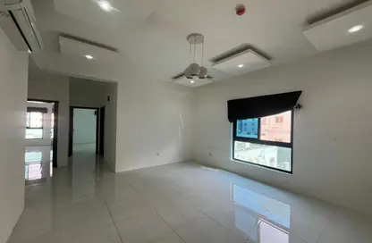 شقة - 3 غرف نوم - 2 حمامات للايجار في الجنبية - المحافظة الشمالية شقة - 3 غرف نوم - 2 حمامات للايجار في الجنبية - المحافظة الشمالية