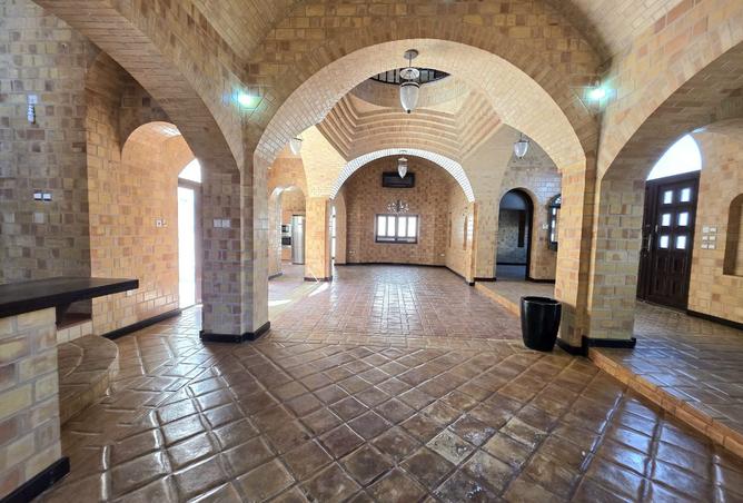 953632 - Property Image 2