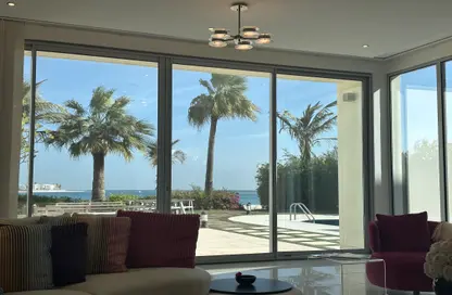 فيلا - 5 غرف نوم - 7 حمامات للايجار في درة البحرين - المحافظة الجنوبية