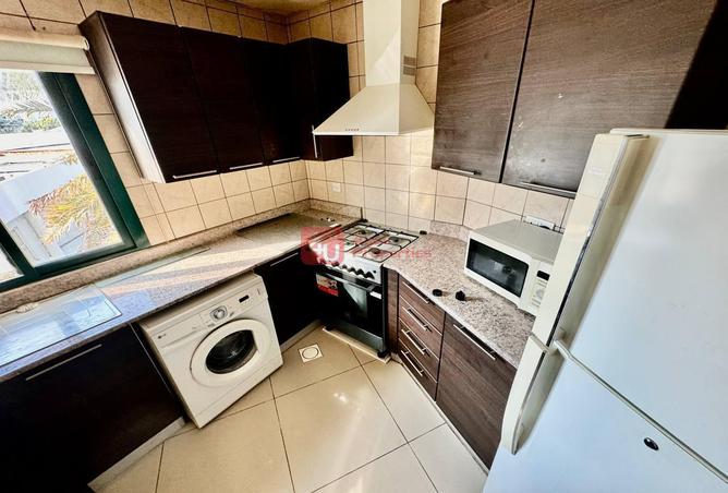 966992 - Property Image 2