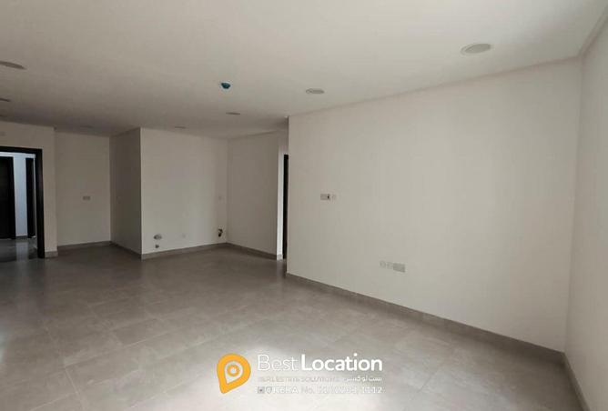 982884 - Property Image 2