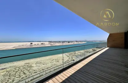 Apartment - 2 Bedrooms - 4 Bathrooms for rent in Dilmunia Island - Muharraq Governorate