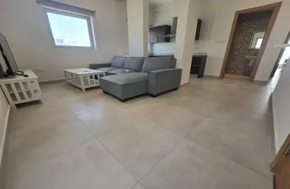 شقة - غرفة نوم - 2 حمامات للايجار في بو قوة - المحافظة الشمالية