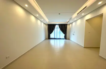 Apartment - 2 Bedrooms - 2 Bathrooms for rent in Al Burhama - Manama - Capital Governorate