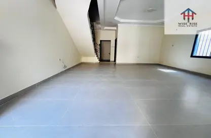 فيلا - 3 غرف نوم - 3 حمامات للايجار في عراد - المحرق