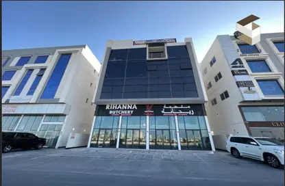 عمارة بالكامل - استوديو - 8 حمامات للبيع في قلالي - المحرق