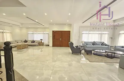 Villa - 4 Bedrooms - 5 Bathrooms for rent in Saar - Northern Governorate