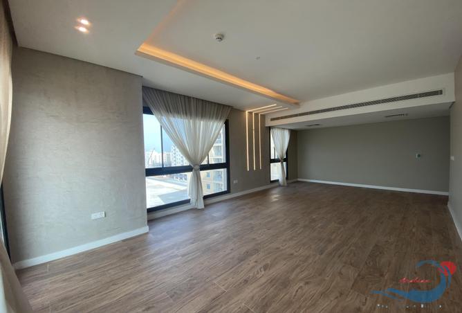Apartment - 1 Bedroom - 2 Bathrooms for rent in Hidd - Muharraq Governorate