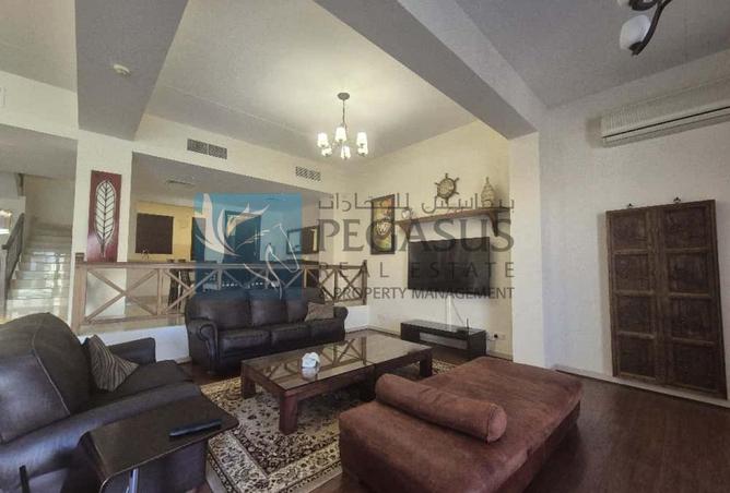 962484 - Property Image 2