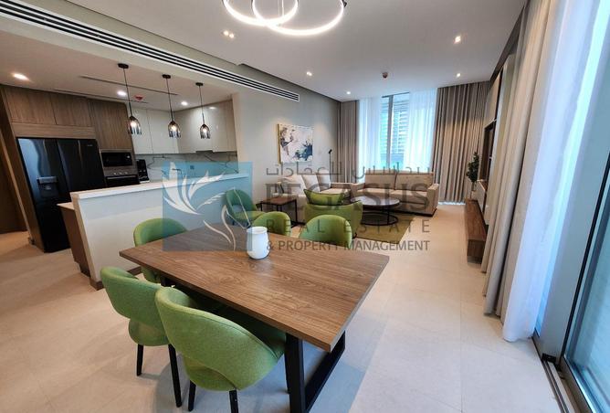 956182 - Property Image 2