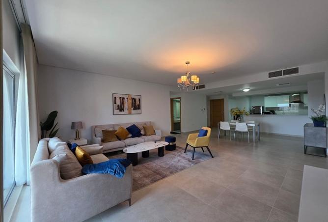 953737 - Property Image 2